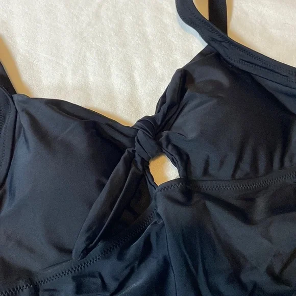 Cupshe Black One Piece Swimsuit - Picture 5 of 12